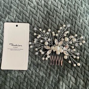Pearl & Rhinestone hair accessory